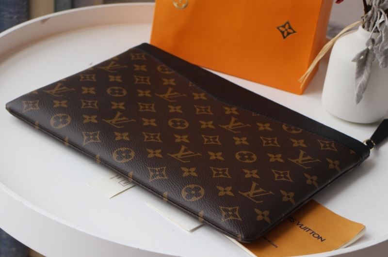 Louis Vuitton Clutch Bags